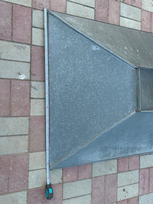 Вытяжка зонт с двумя