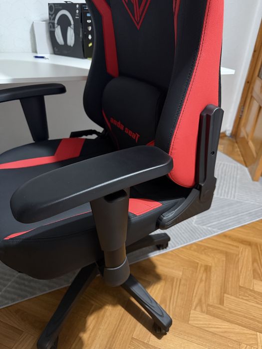Игровое кресло Anda Seat Gaming
