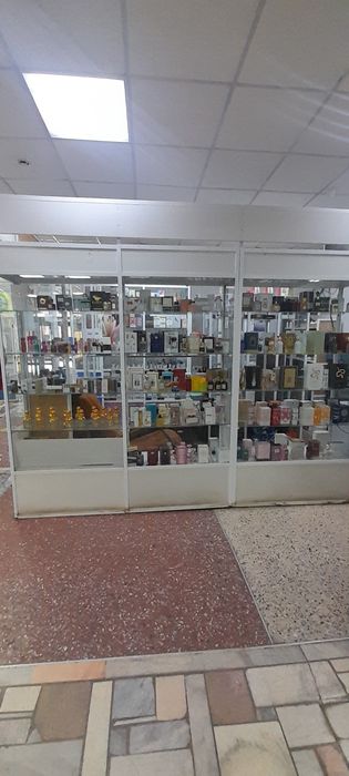 Продаётся Отдел в центре города срочно