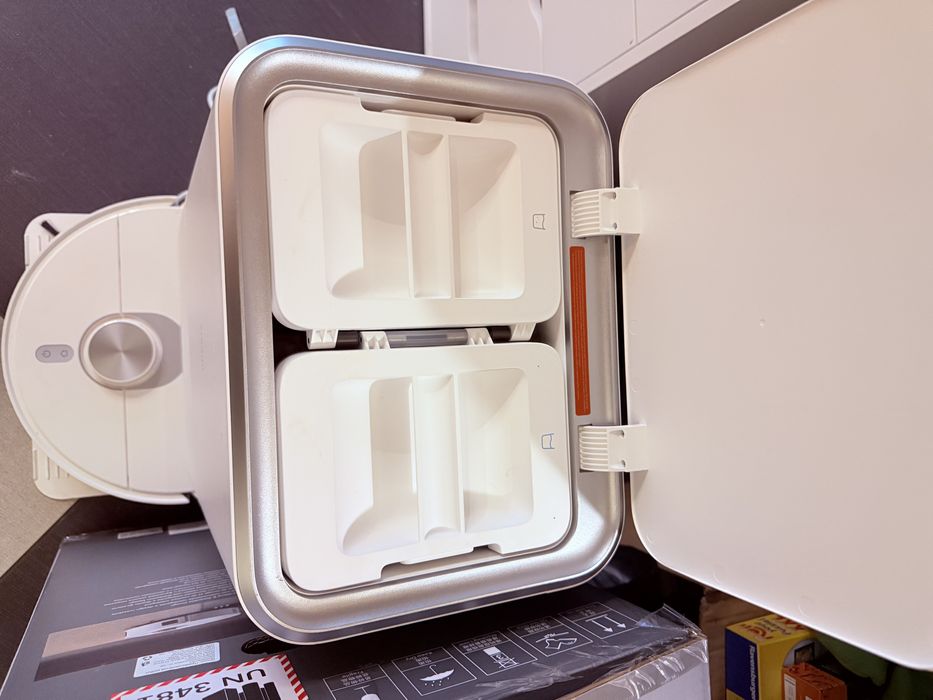 Xiaomi X20 Pro робот прахосмукачка с миене + МНОГО аксесоари