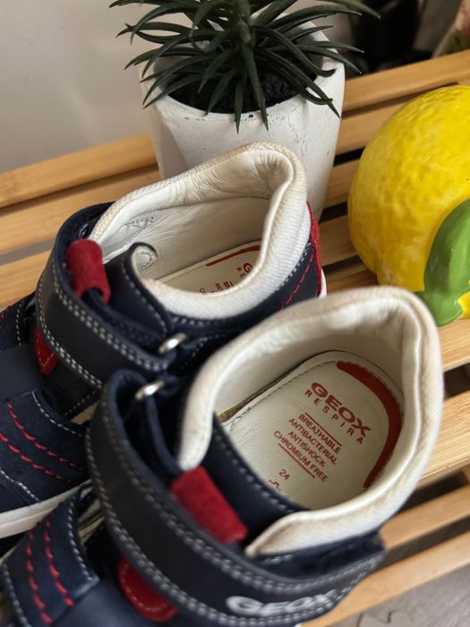 Детски сандали Geox