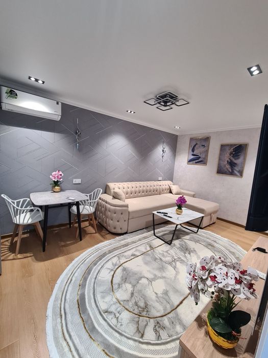 Квартира продаётся Чиланзар 6 квартал 1в2/3/4 меб тех ор парус