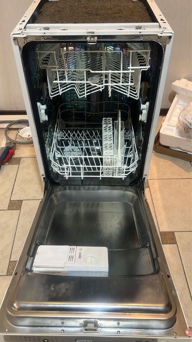 Продам Посодомоечную машинку ARDO