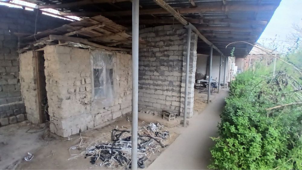 Sirdaryo shahar Shirin MFY da 5.50 sothli uchaska sotiladi