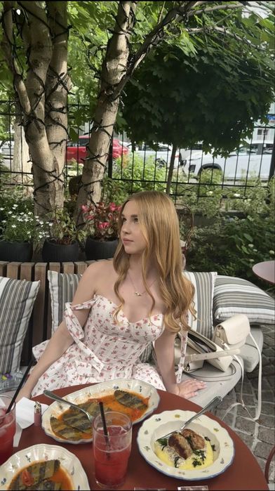 Нарядное платье