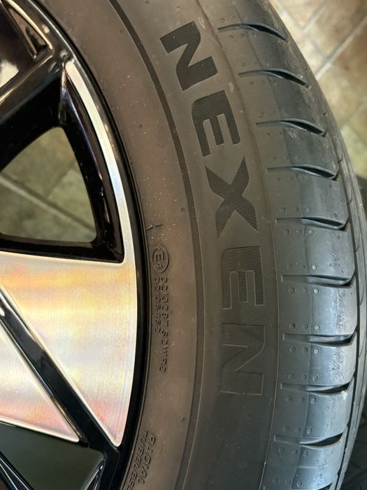 Оригинални джанти Hyundai / Хюндай 18" 5х114.3 + гуми 215/55/18