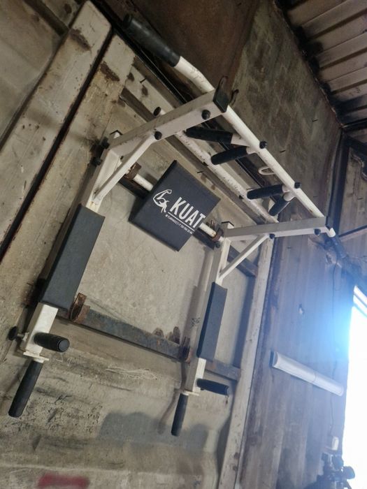 Турник брусья настенные