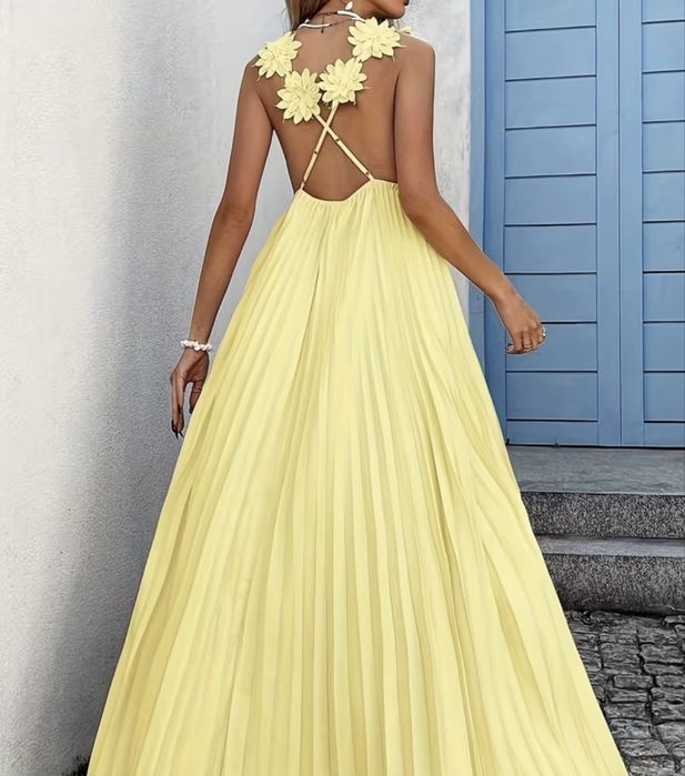 Жълта ,красива рокля