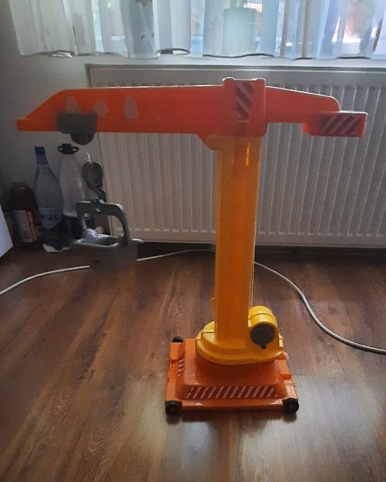 Macara ,tractor cu sunet