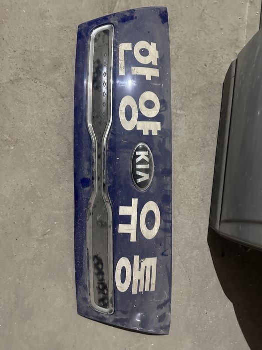 Kia Bongo капот бу оригиналь