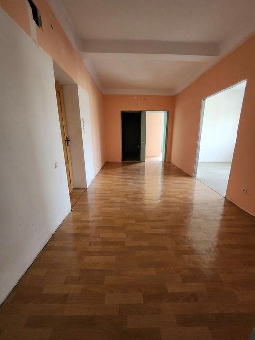 Продам квартиру двух комнатная