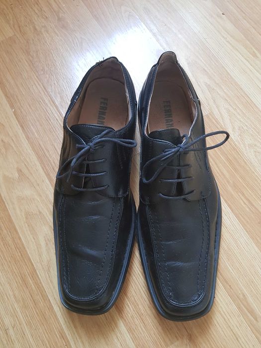 Pantofi noi din piele 44