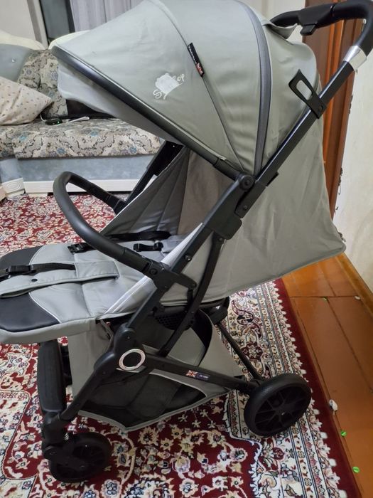 Детская коляска прогулочная