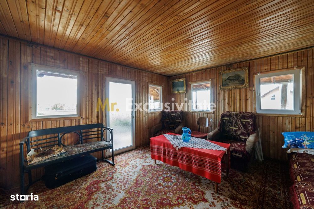 CASA P+M de vanzare in Stefanesti-Arges-3 camere, garaj, utilitati