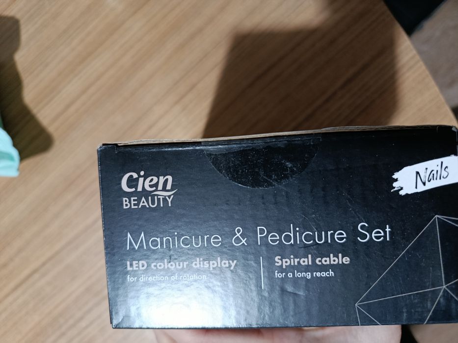 Set manichiura pedichiura nouă nefolosita