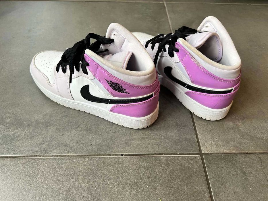 Дамски маратонки Nike Air Jordan 39 размер 24.5 цм стелка бяло лилаво