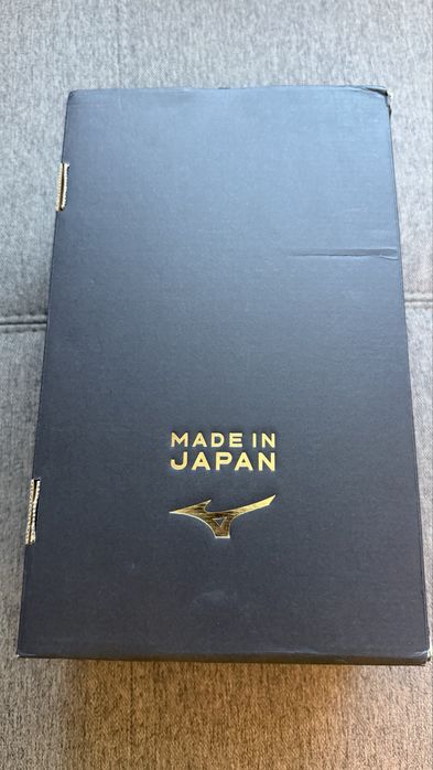 Бутсы оригинал Мизуно