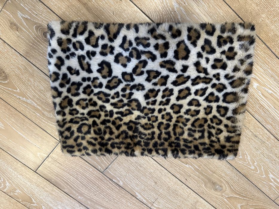 Guler blana ZARA animal print nou!