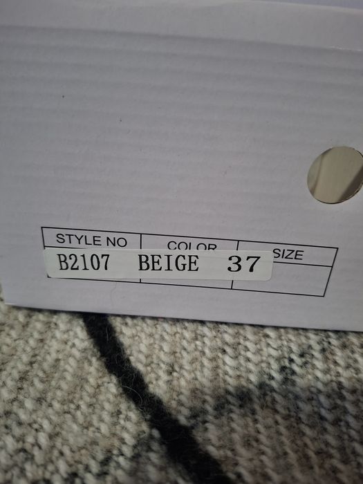 Сандали, удобни и леки, нови! 37 н.