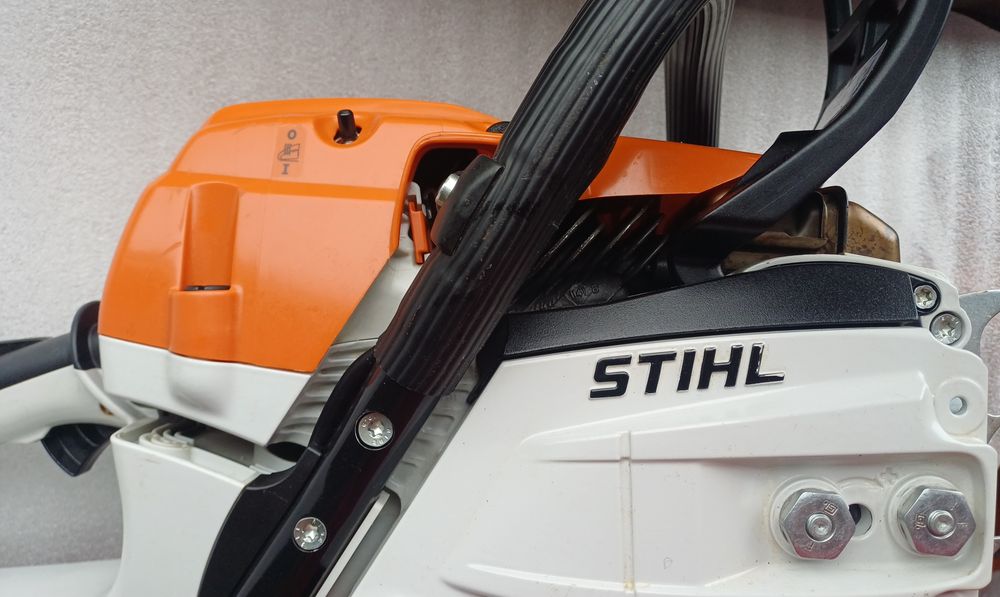 stihl ms 261 c.  .