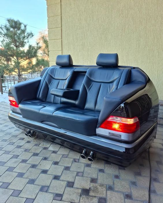 Диван из автомобиля