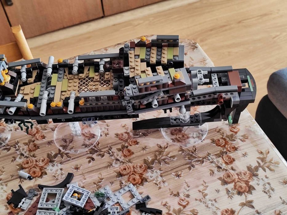 Лего карибски пирати lego 71042