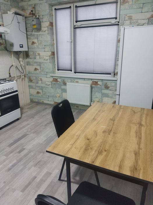 Жиззах шахри, Олмазор ситида 1 этажда 3 хонали уй ижарага берилади...