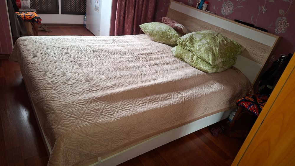 Продам кровать и шкаф