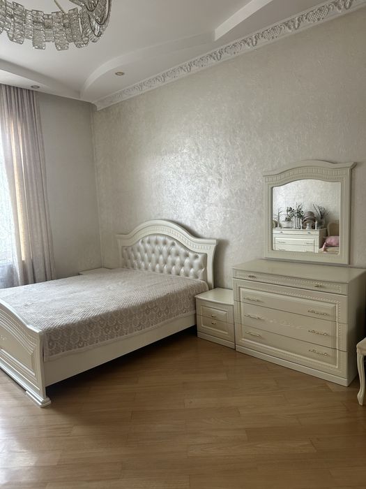 Продам спальни ,4 комплекта