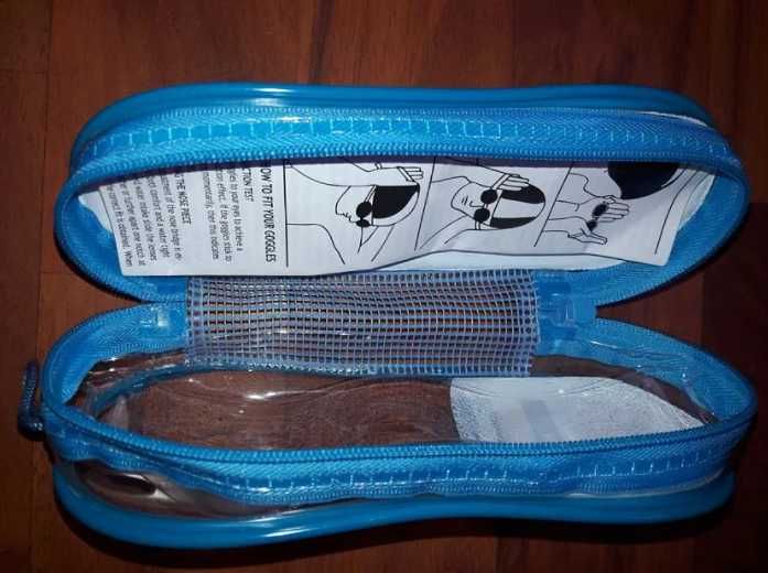 Ochelari pentru inot