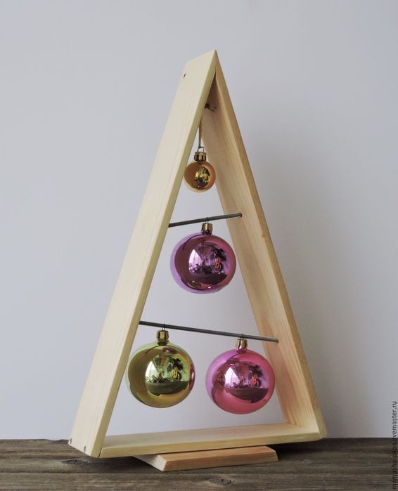 Новогодняя ёлка-полка  и ёлки на стол,арча стол устига ва арча полка