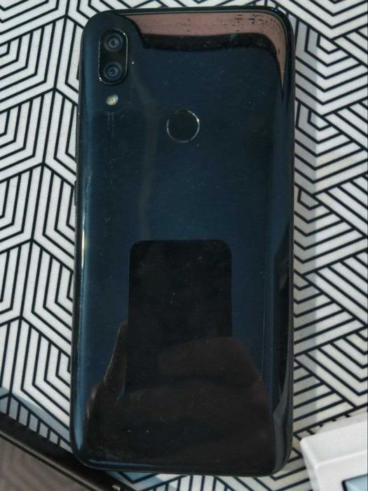Redmi 7 3/32 - Читайте описание
