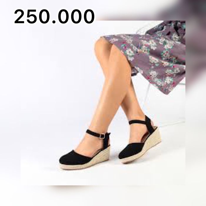Продам немецкие босоножки на танкетке