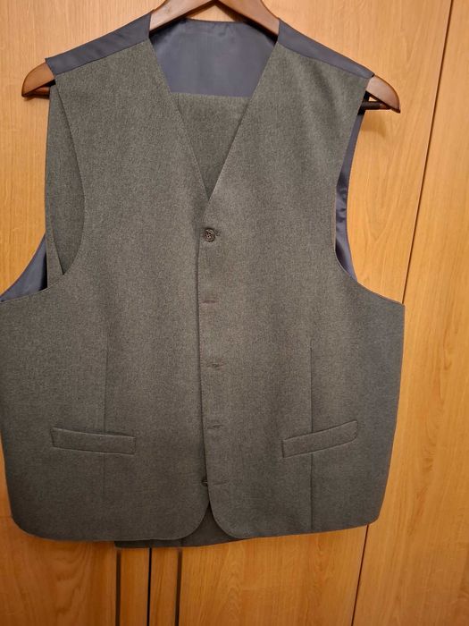 Costum barbati stofa