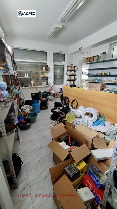 Магазин в Ловеч, област-гр.Троян площ 88 цена 200000