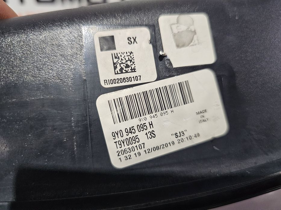 Stop stanga led Porsche Cayenne 9Y dupa 2018 cod 9Y0945095H