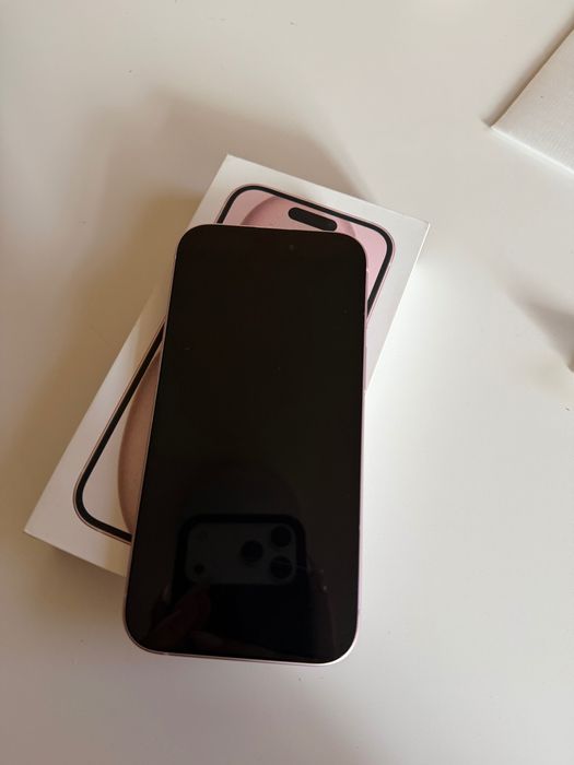 iPhone 15 256gb pink