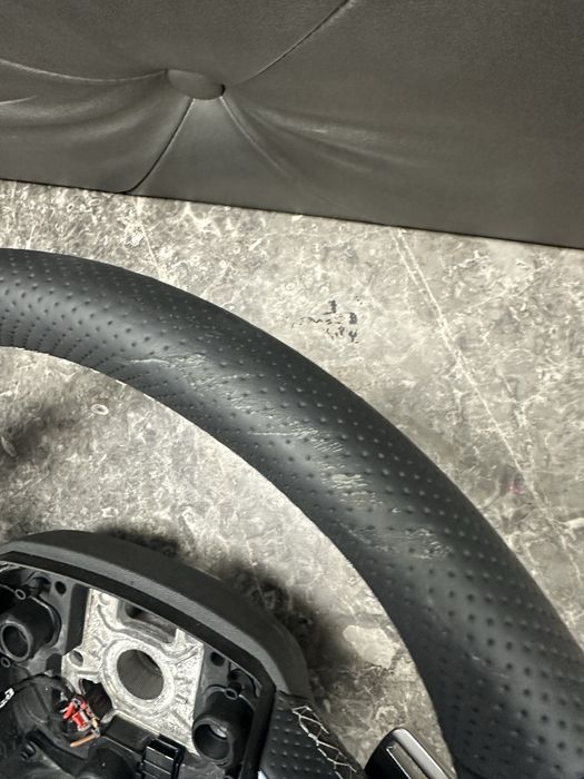 Audi RS волан с забележки драви пера подгрев бутони