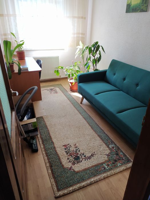 Închiriez ap 3 camere zonă centrală