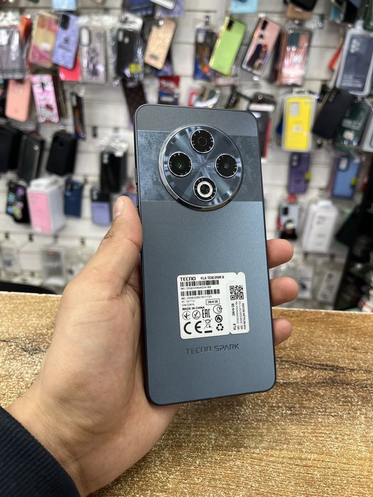 Tecno Spark 30 8/256GB