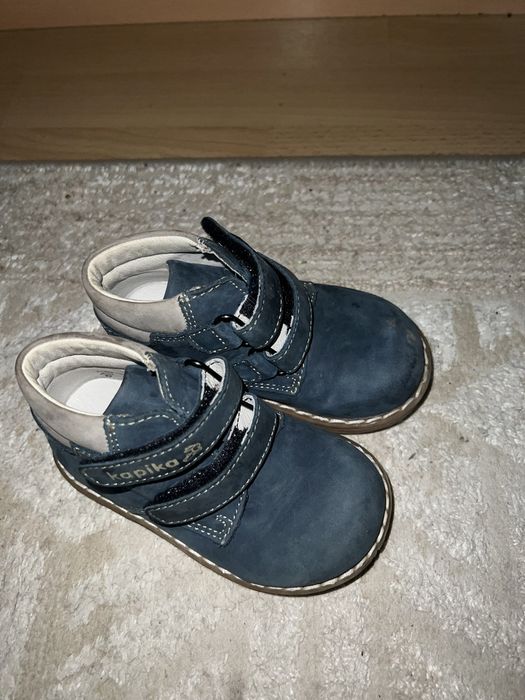 Продам новые ботинки