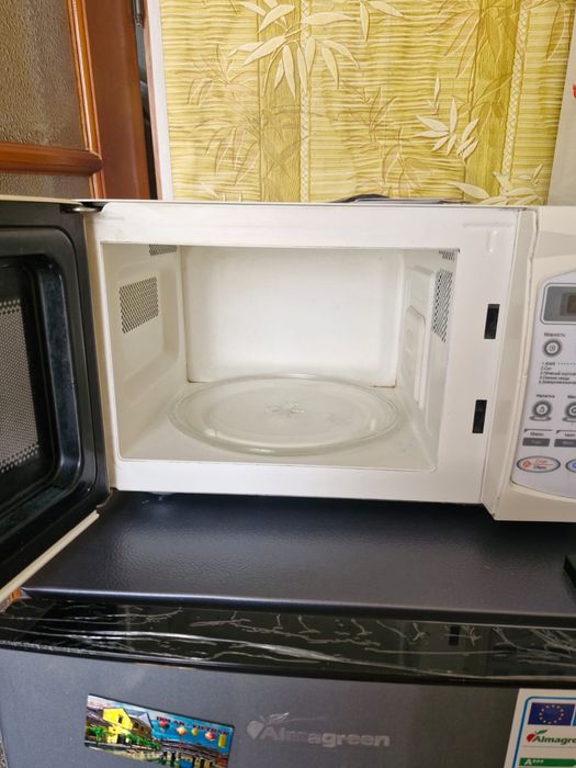 Микроволновая печь