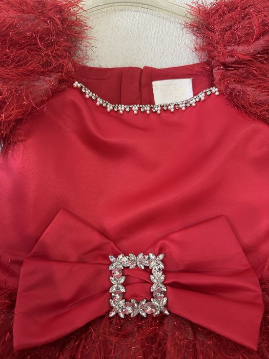 Детска официална червена рокля за момиче на Petite Fleur