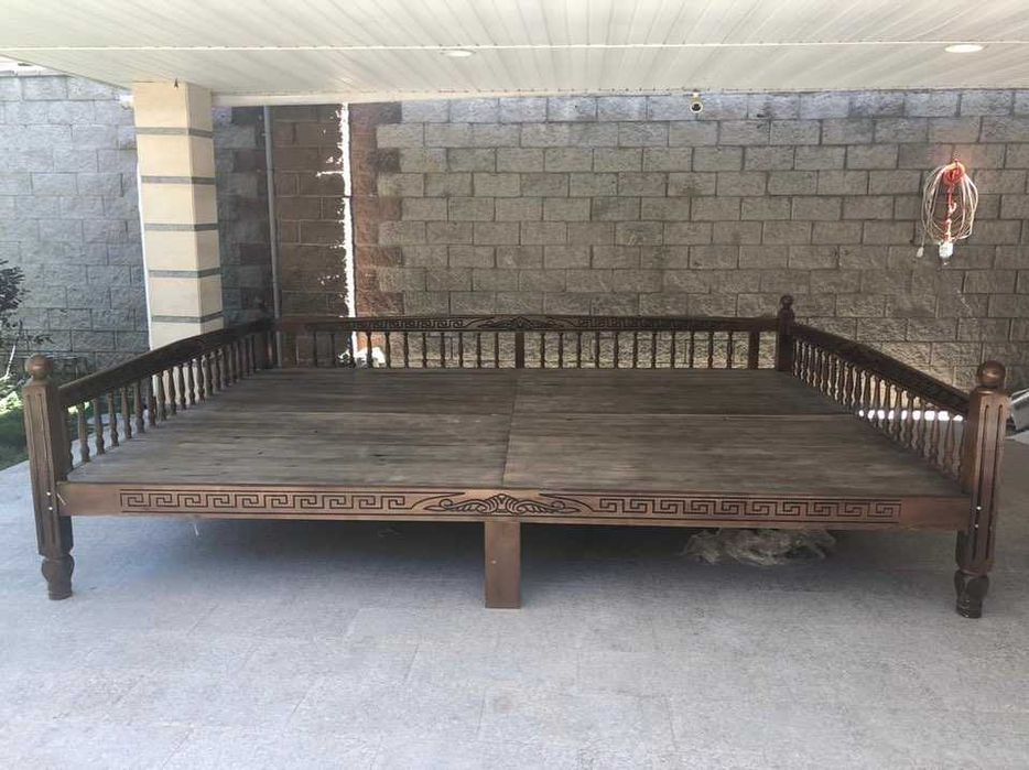 Топчан своими руками из металла 200-220см. Сури топчан узбекский. Темир кровать топчан. Топчан современный. Топчан что это такое.