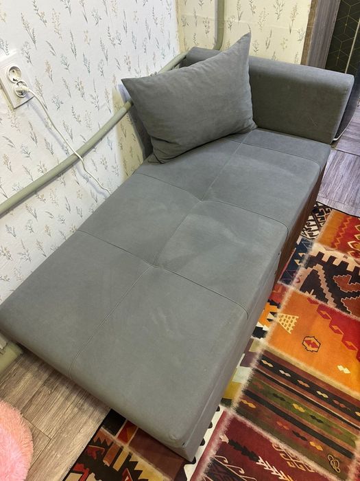 Продам диван угловой