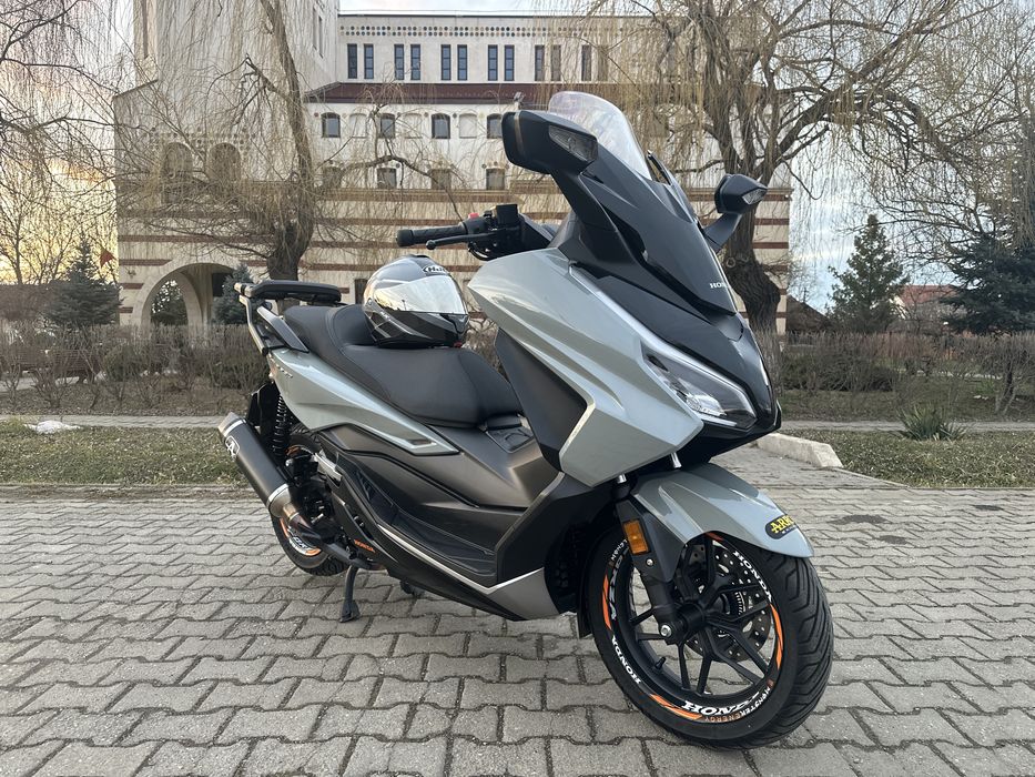 Honda Forza 350, 2023 unic proprietar de nou