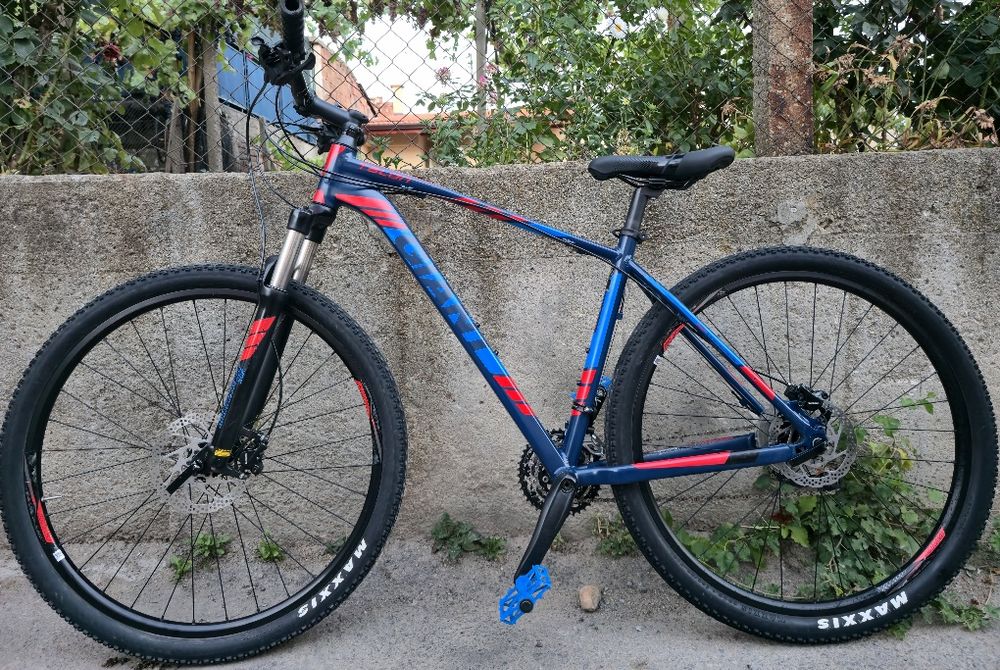 Giant Talon 29 цола 3х10 SLX Shimano Deore XCR вилка с ребаунд и дистанционно заключване от кормилото Перфектен Алуминиев L размер
