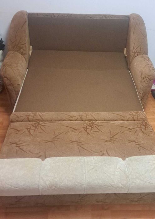 Canapea extensibila 2 locuri cu lada de depozitare