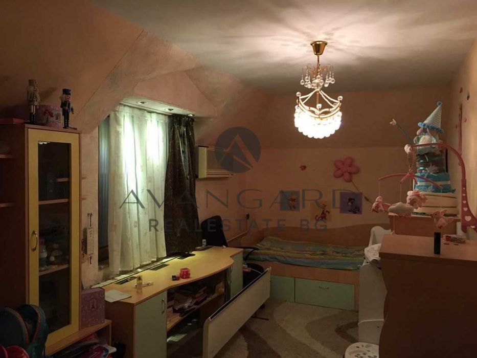 Продава се Мезонет в Пловдив, Кършияка - 220 кв.м за 1364 €/кв.м - Снимка #3