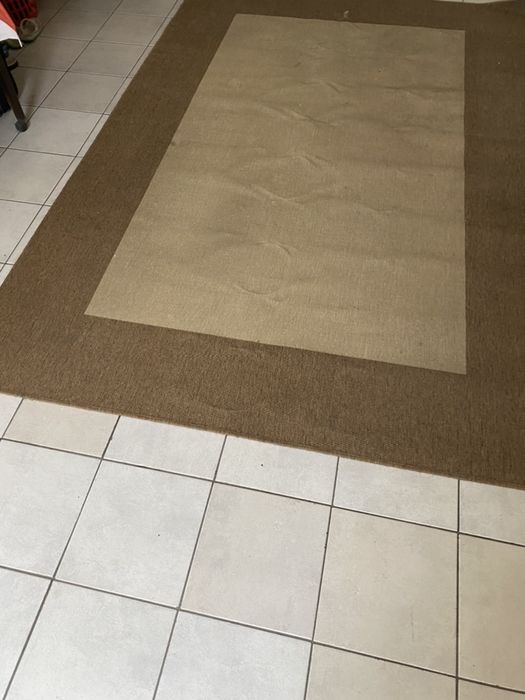 covor,dimensiuni 300x200 cm(Lxl),nuante de crem,model geometric